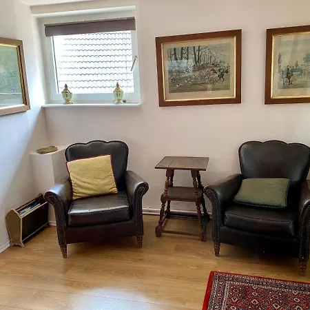 Holiday home Gaestehaus White Horse Diedersen Coppenbrugge